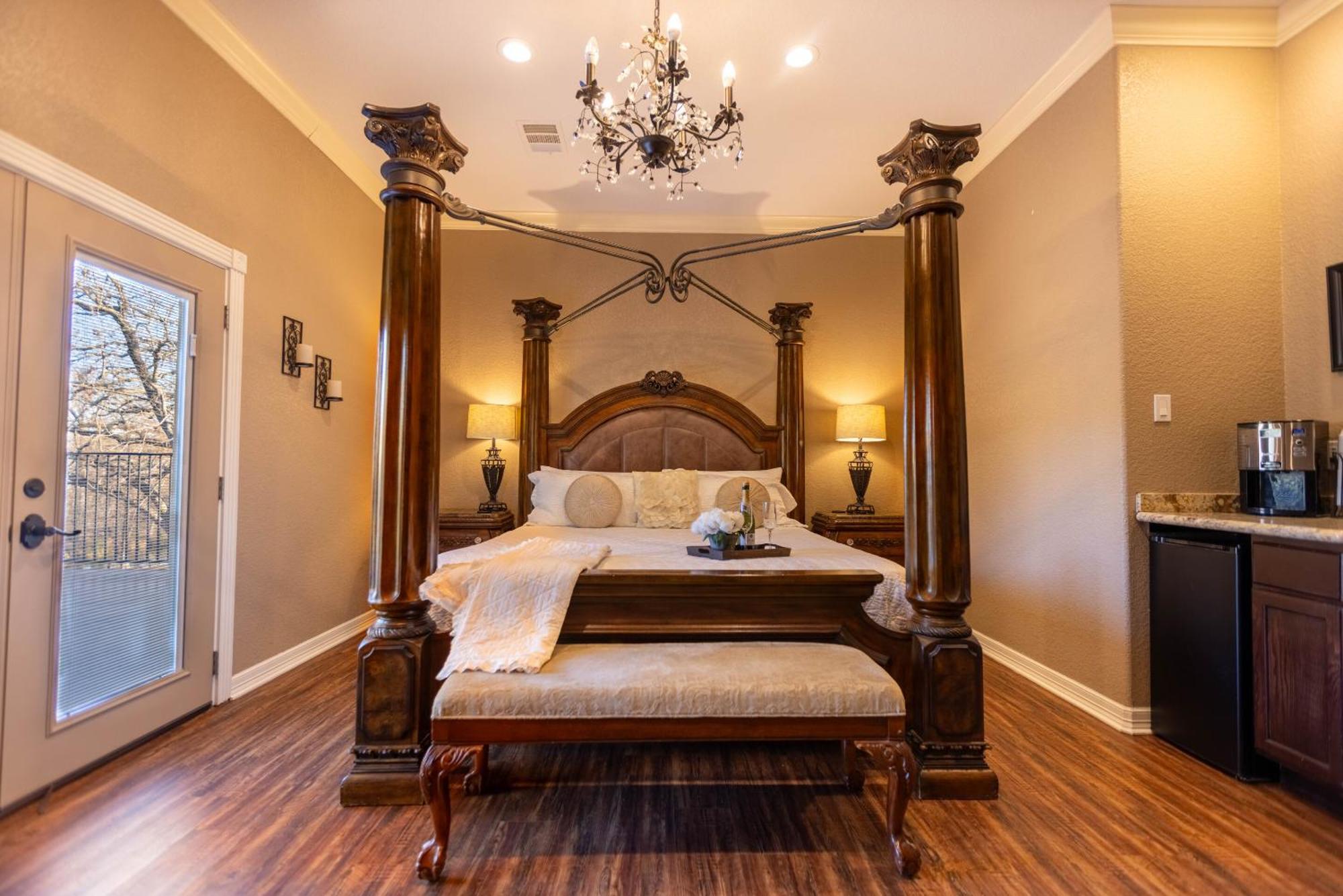Messina Inn Wimberley Habitación foto